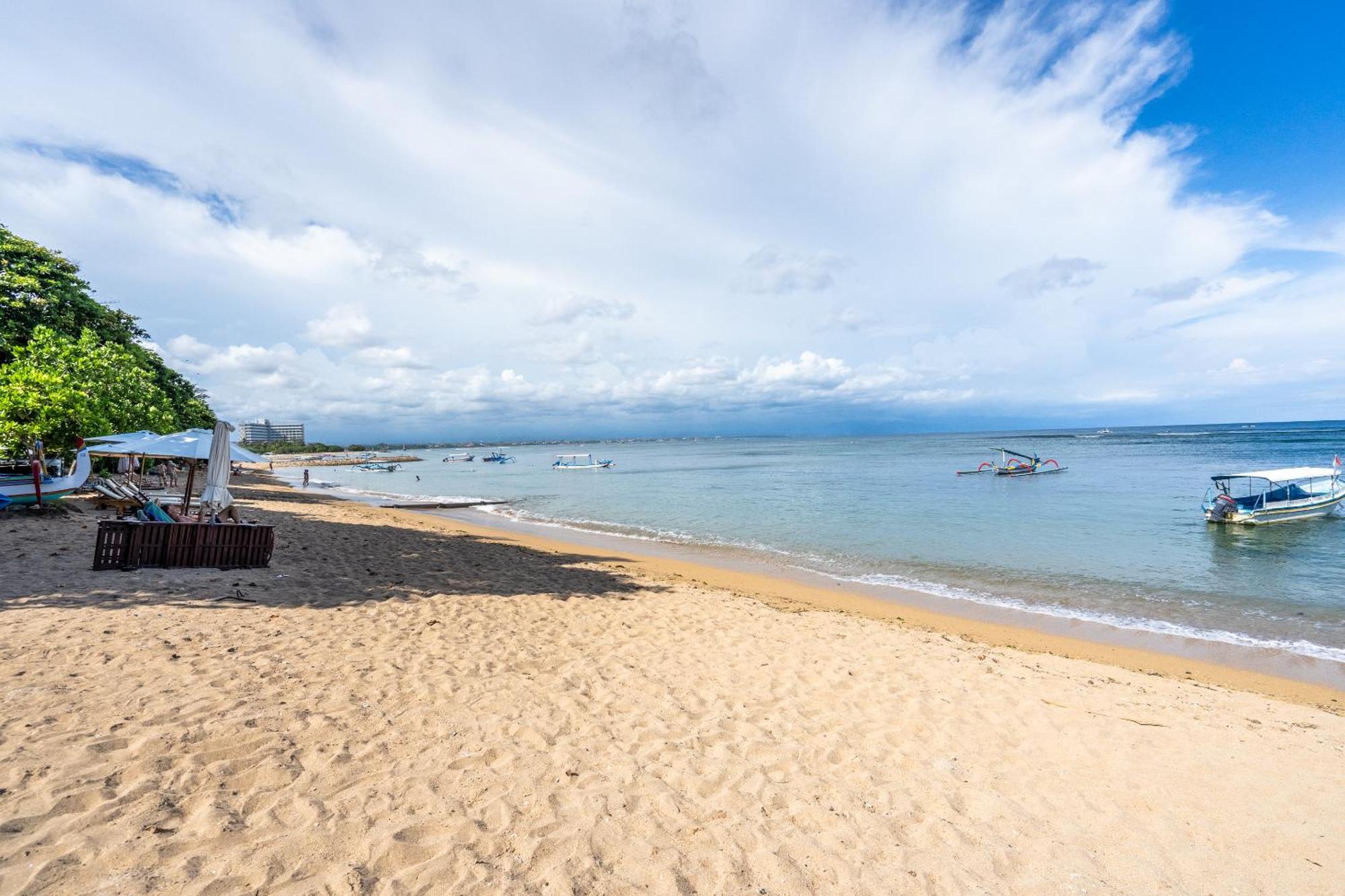 Kejora Beachfront Villas Sanur Exterior foto